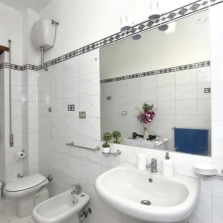 Гостевой дом Tiberius *